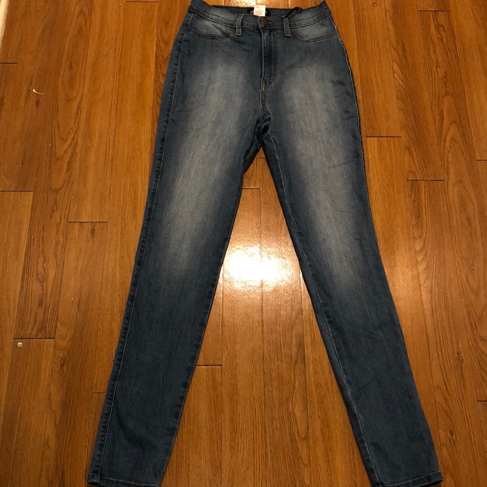 Fashion Nova high waist stretch jean